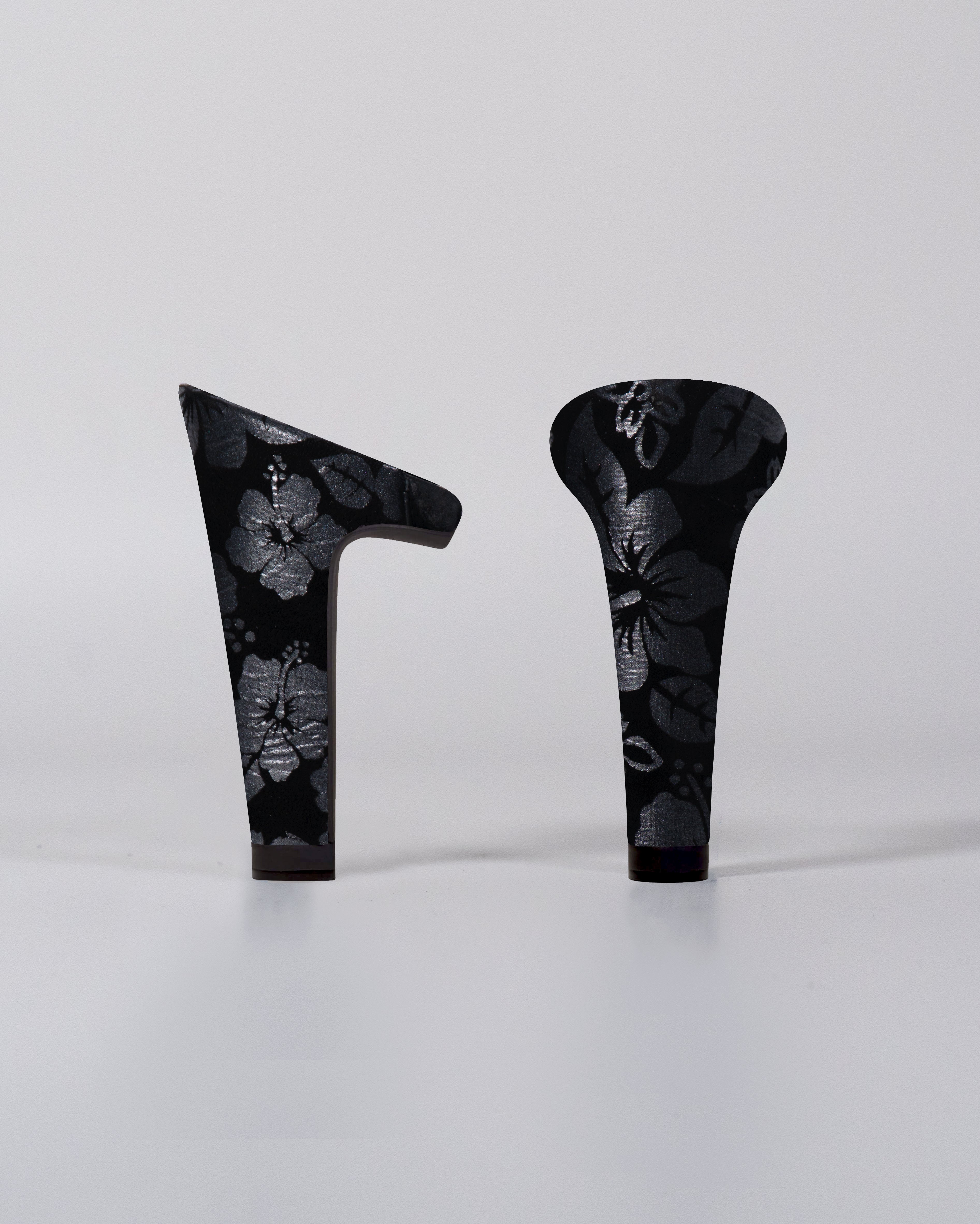 Tacón Flores Negras