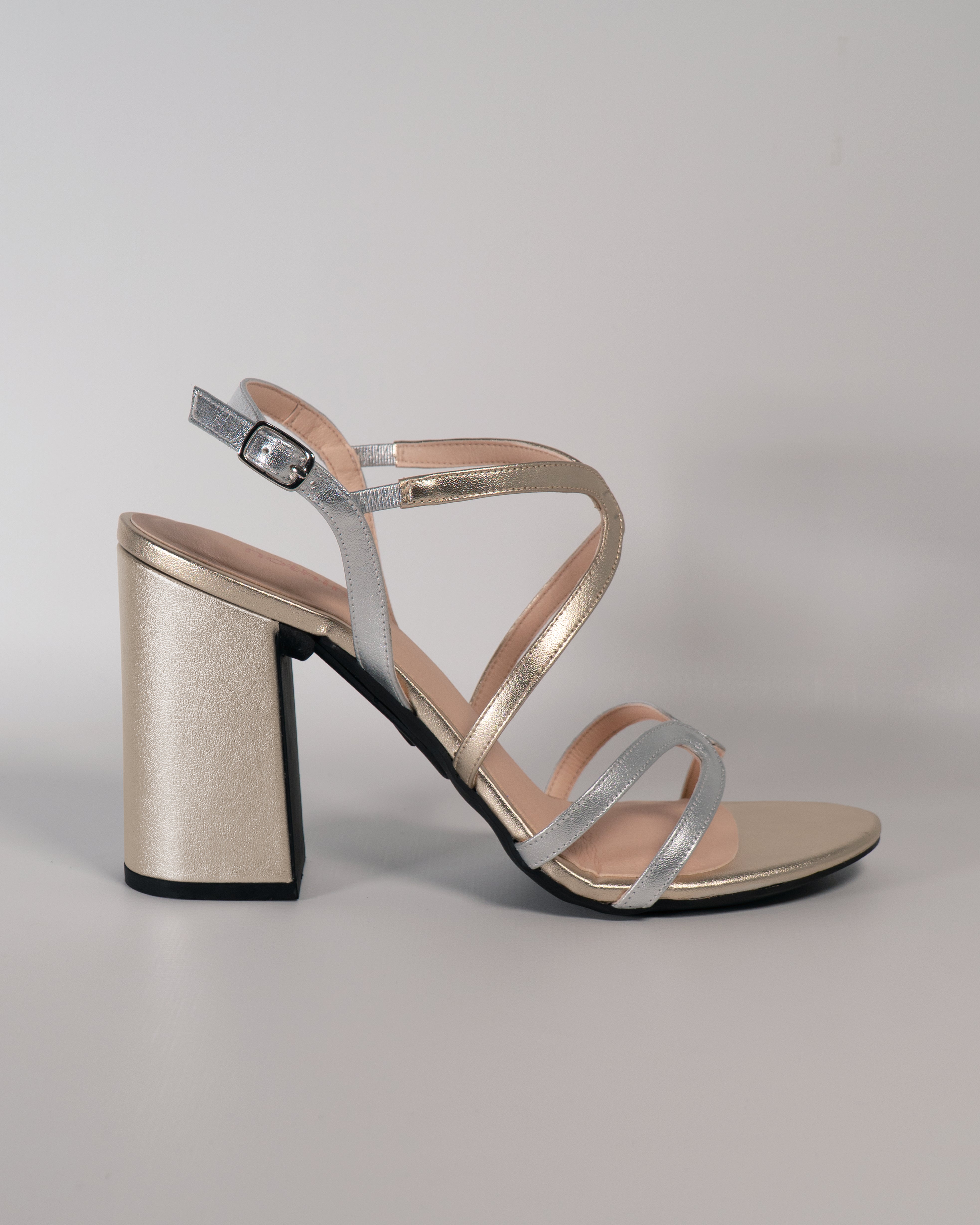 Sandal Medellin Gold Silver