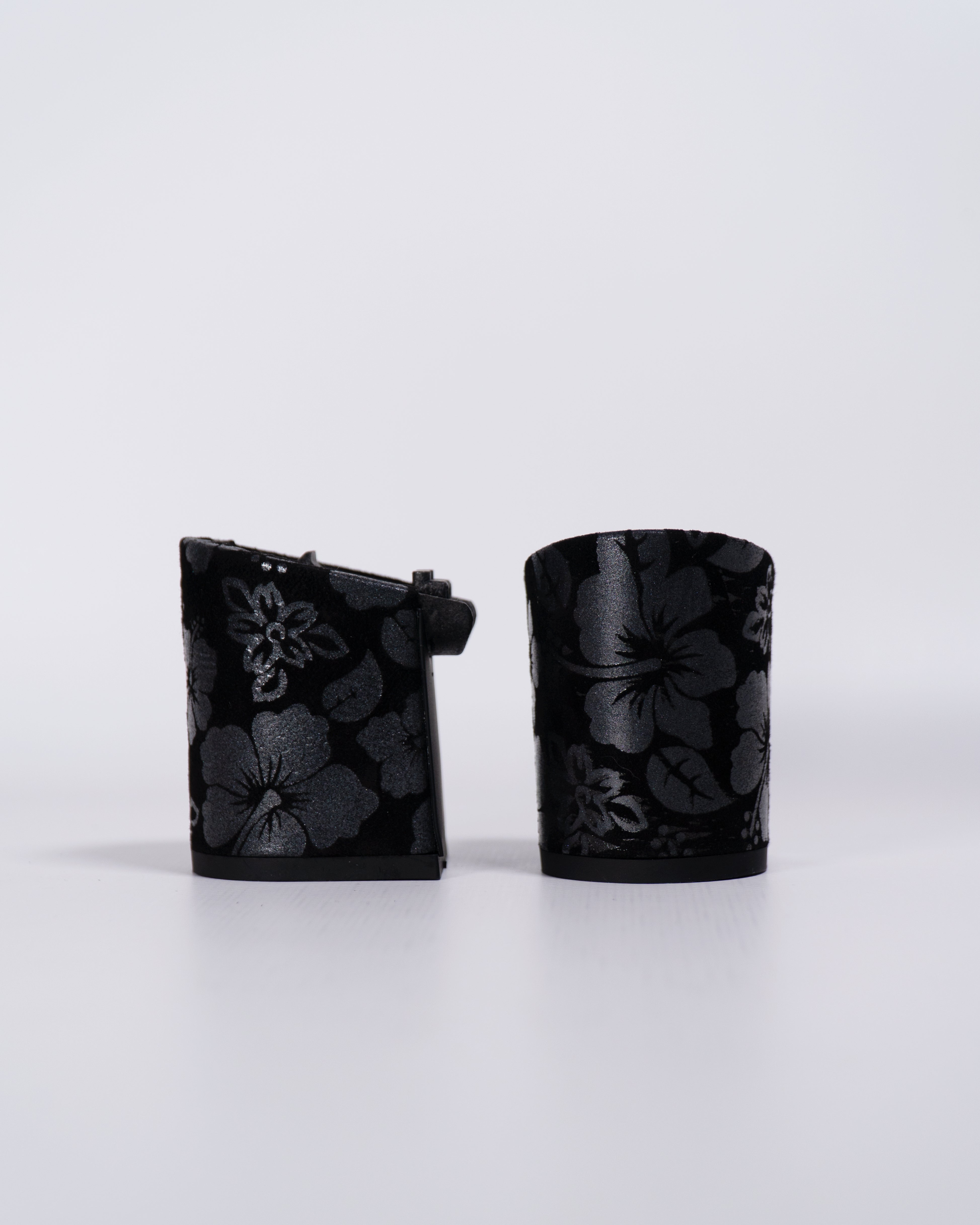 Tacón Flores Negras