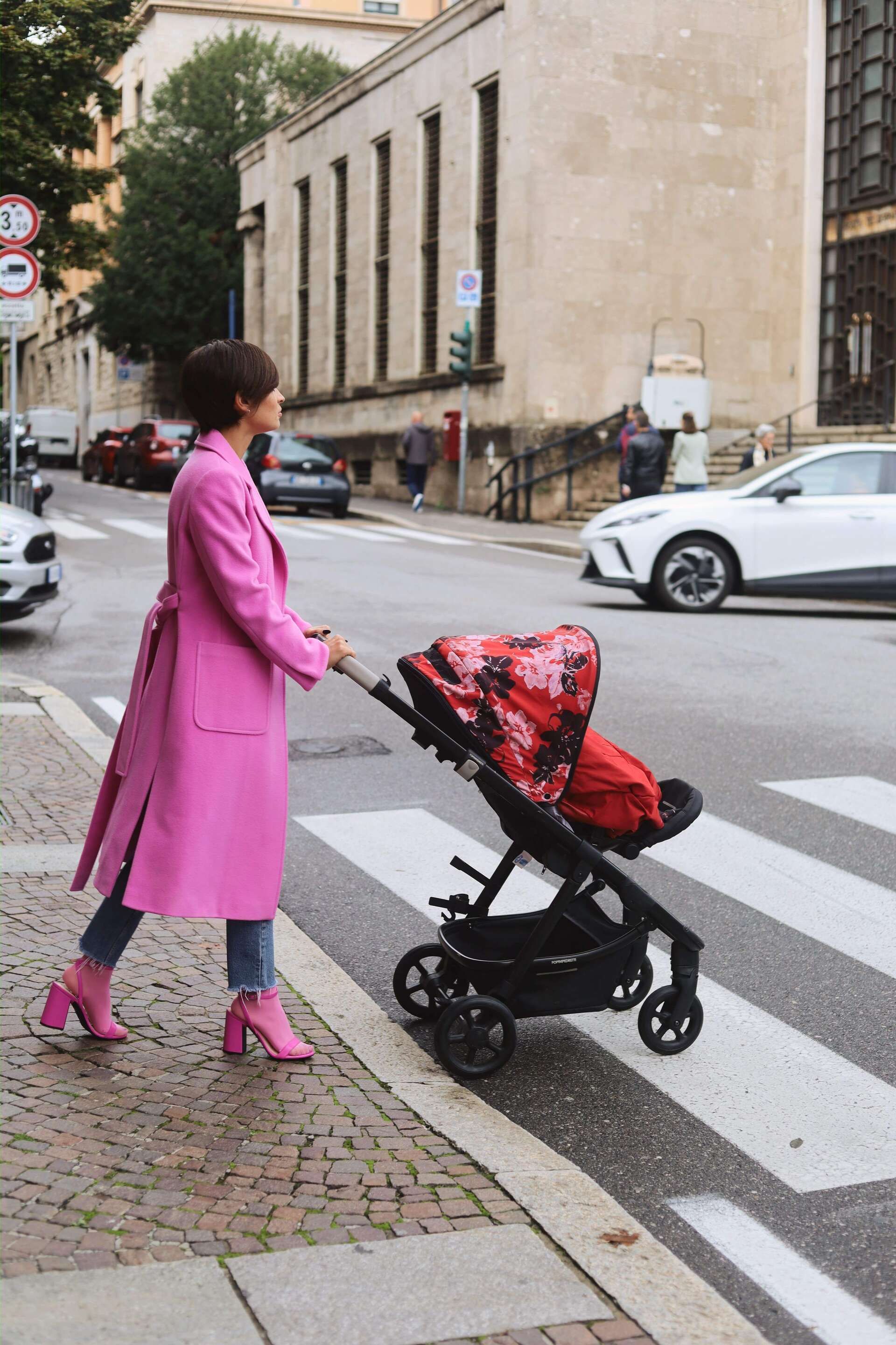 Festa della Mamma: Ogni passo è un gesto d'amore