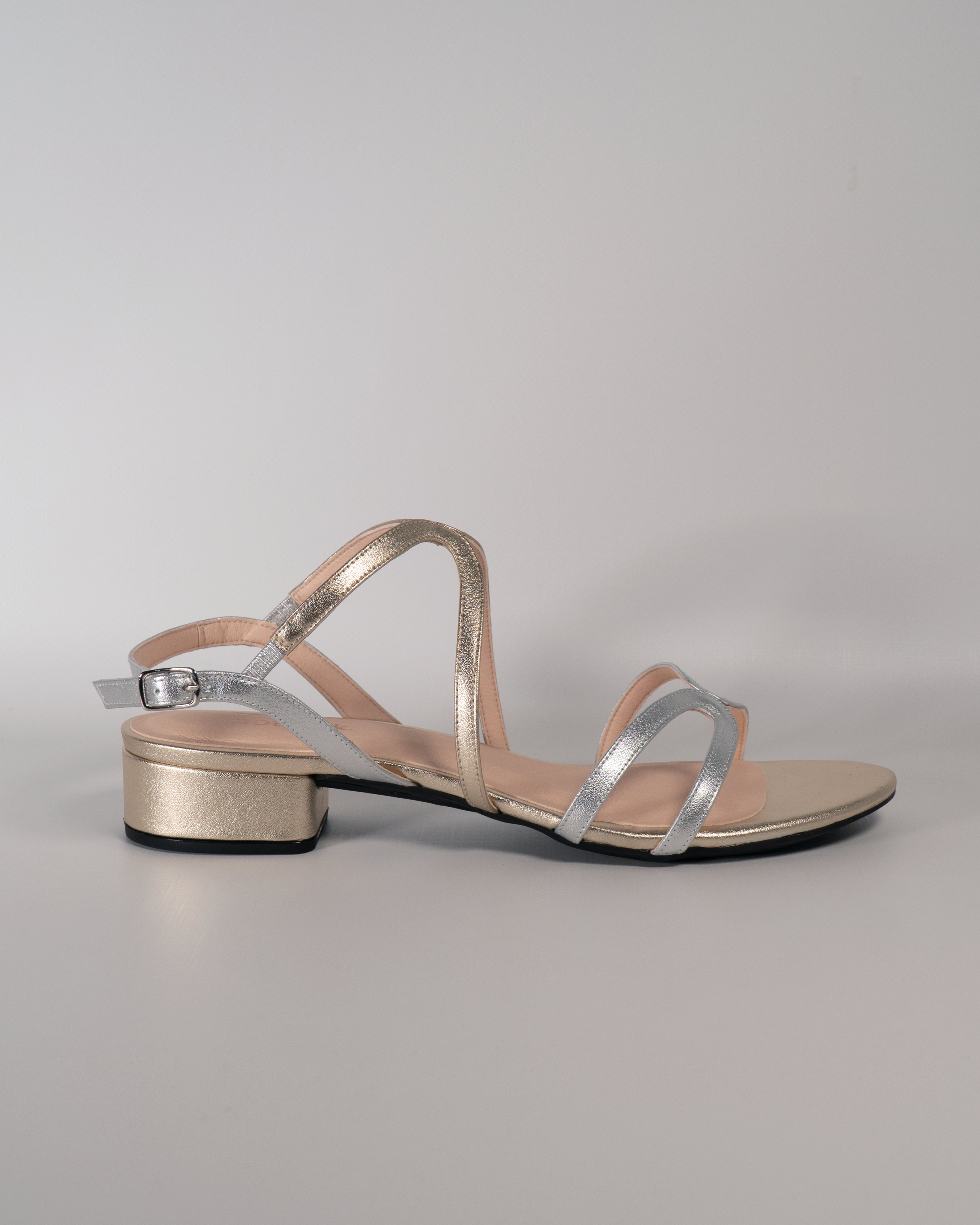 Sandal Medellin Gold Silver