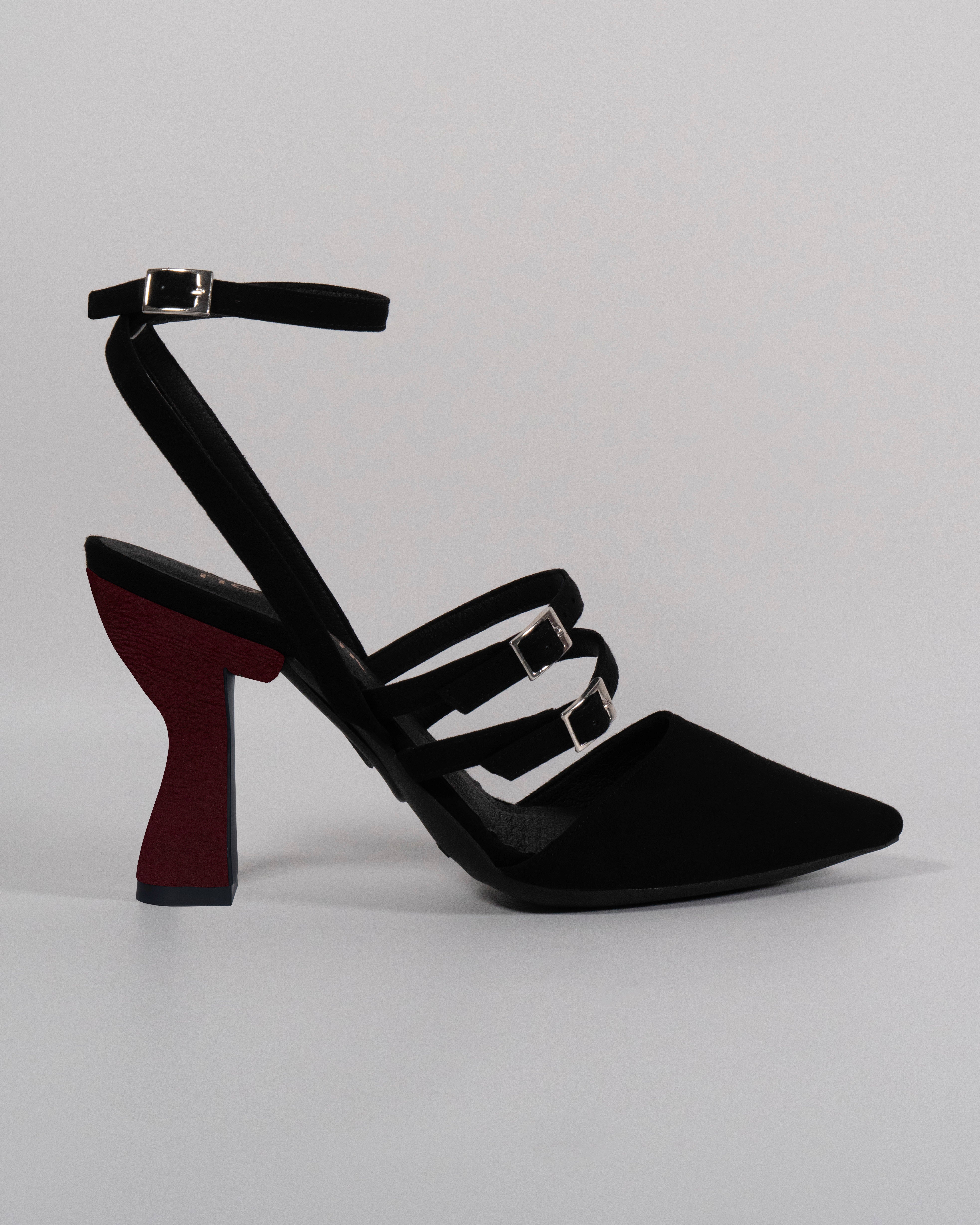 Singapur con tacón charol burdeos