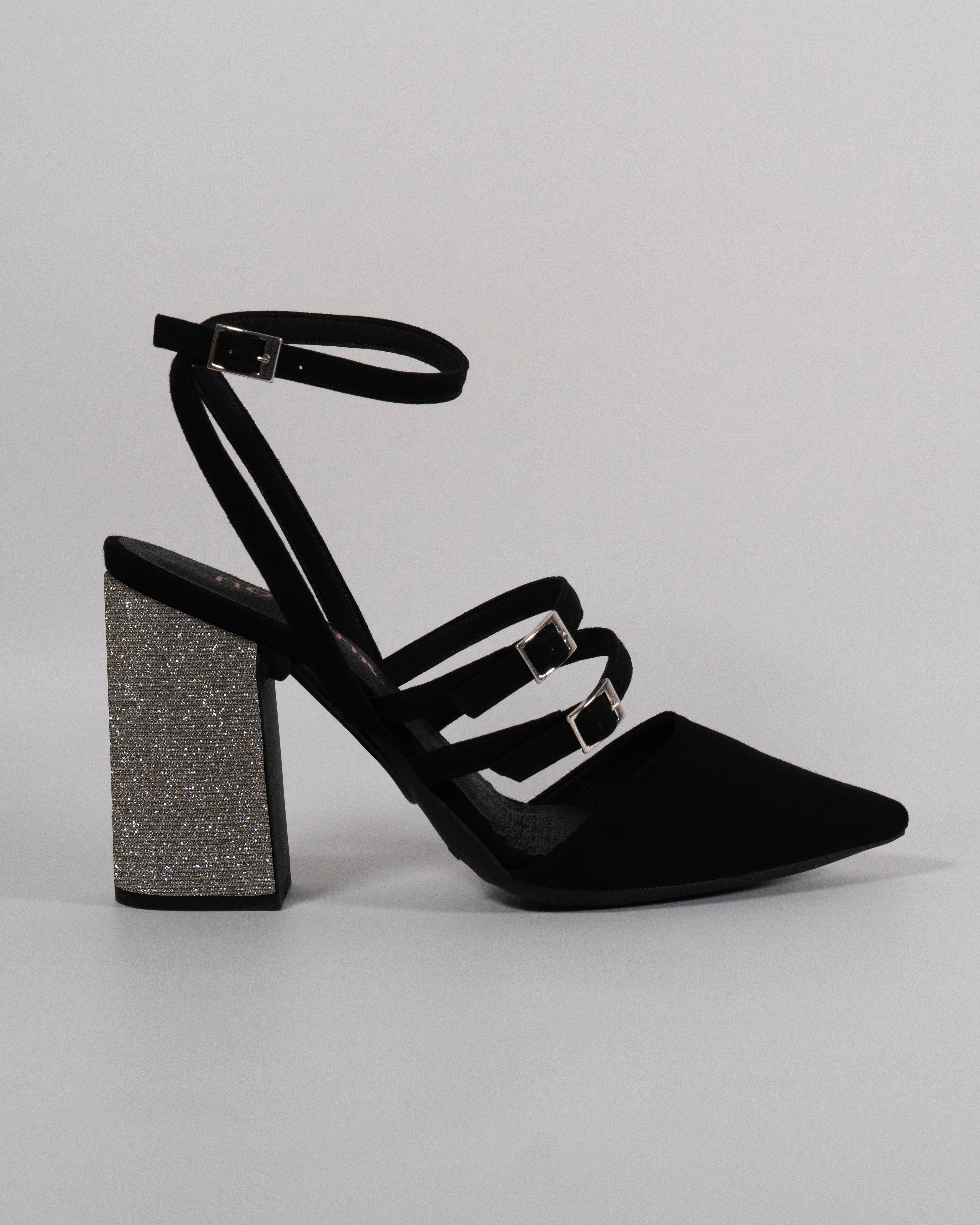Pump Singapore with gold silver fantasy heel